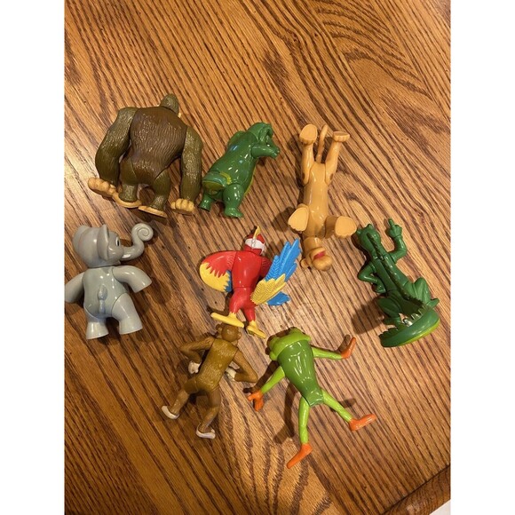 Rainforest Cafe Posable Animal Toy Figures Lot of 8 Gorilla Monkeys Parrot frog - Picture 12 of 13